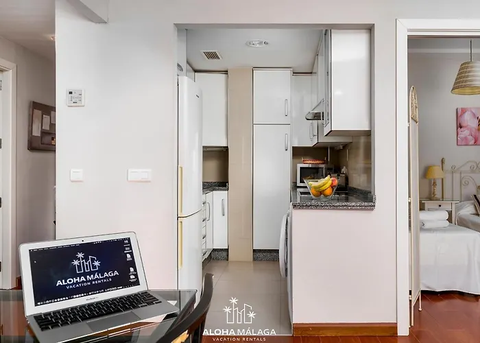 Beachfront 202 By Alohamalaga